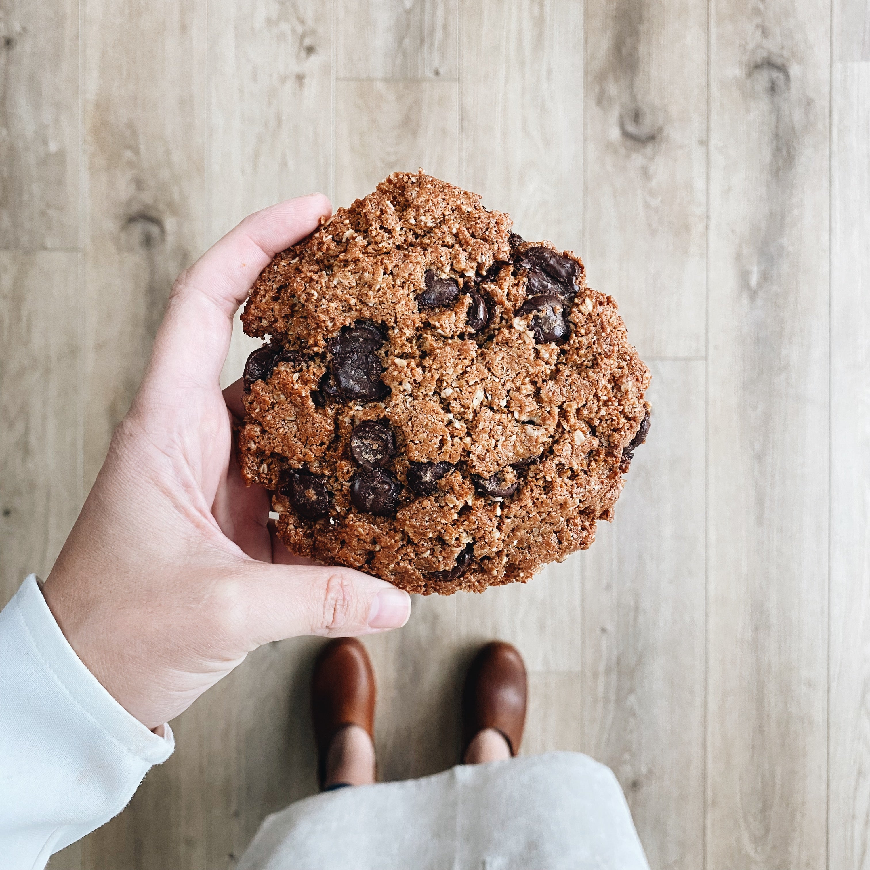 PB-OATMEAL-CHOCOLATE CHIP COOKIE